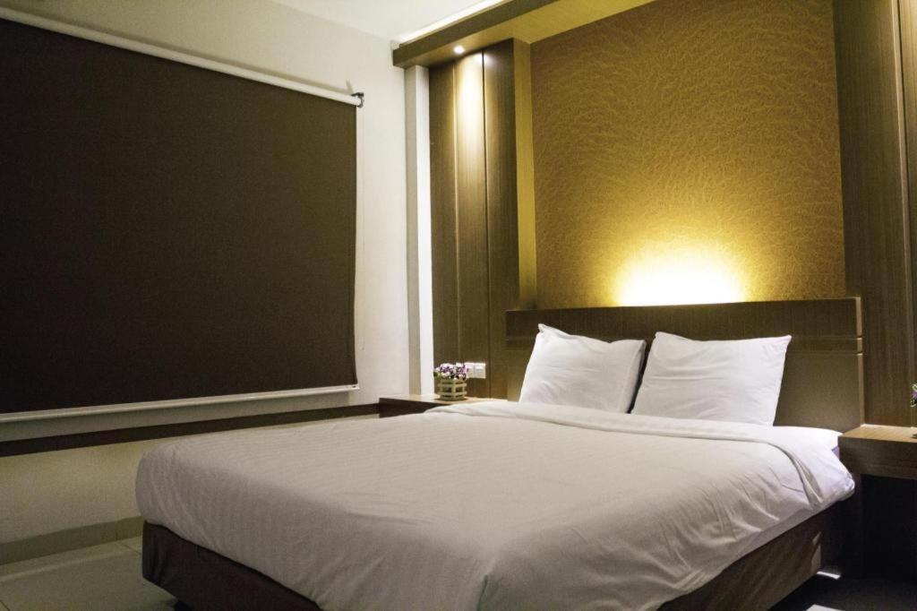 Hotel D' Calia Tarakan Extérieur photo